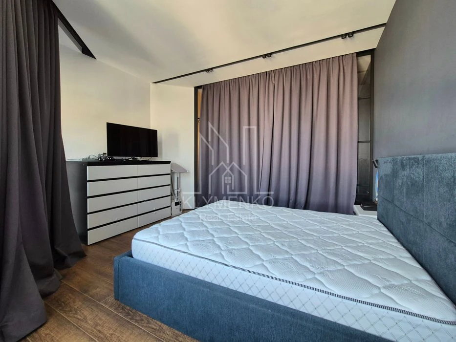 Продаж квартири з дизайнерським ремонтом на Печерську, 57м,