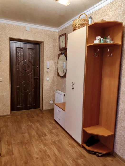 Новобудова. Вул. Незалежності. Індивідуальне опалення. .