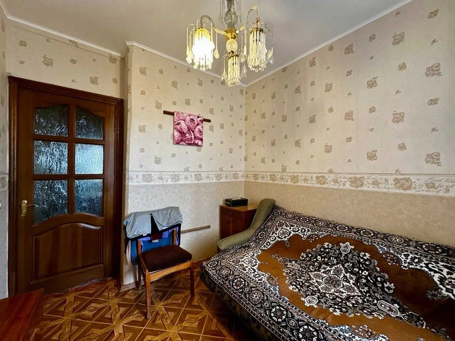 Центр Міста,3 кімнатна квартира 62м2,житловий стан,держ прог