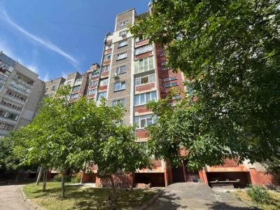 4-кімнатна квартира біля Міського парку, 97 м2, єВідновлення