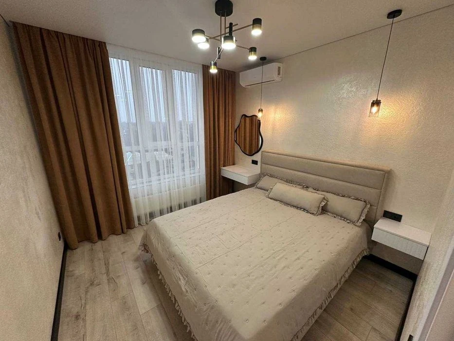 Продам Евродвушку с Ремонтом, Мебелью и Техникой, р-н Центр,