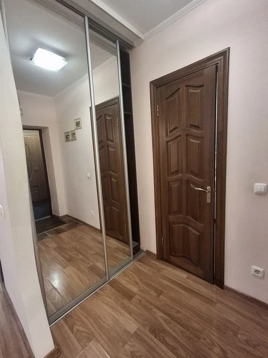 Новинка!70м2 Продаж 2 кім квартири +паркомісце