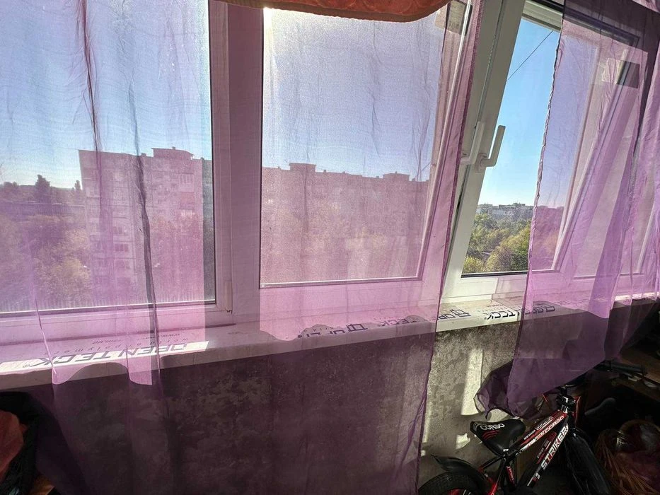 Продаж затишної 1 кімн кв-ри по вул Космонавтів, біля 29-ї ш