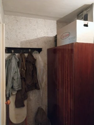 1 кімн-на , Рокосовського ( біля стоматології), 40 м ТОРГ