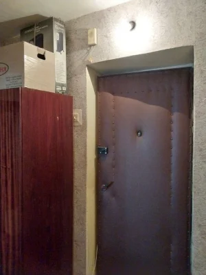 1 кімн-на , Рокосовського ( біля стоматології), 40 м ТОРГ