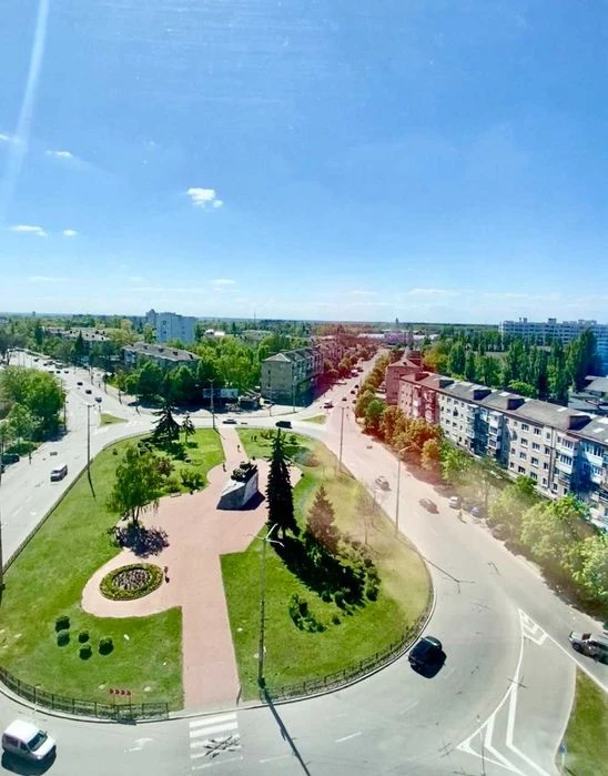 Видова квартира з євроремонтом, р-н Круг! A11