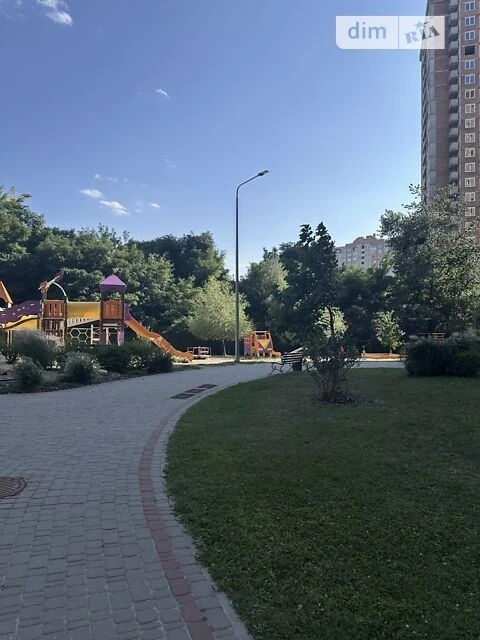 Sale of 1-room apartment 33 sq. m. on Yuliya Zdanovskaya Street 16 • ID