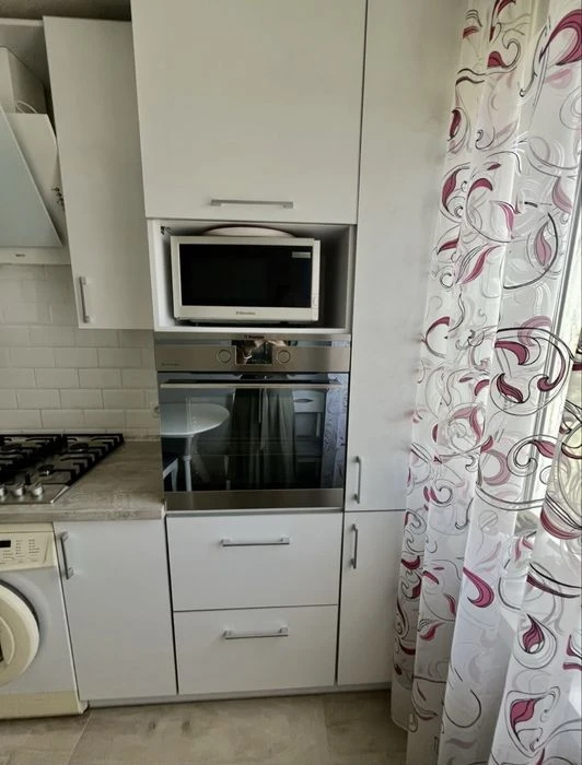 Продаж 3–кім квартири, вул.Соборності, 24. Будинок з ОСББ