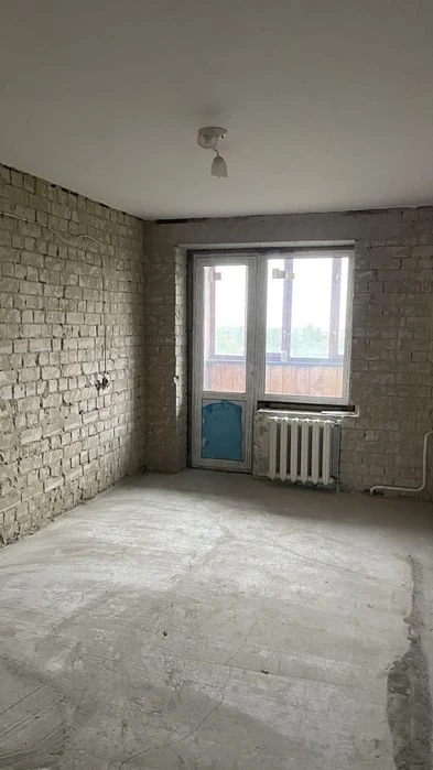 Продаж 3-х кімнатної квартири, ринок Нива
