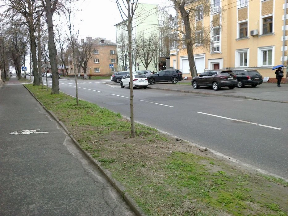 Продаю Квартиру(1-2-кімн) ЦЕНТР/Рынок. Кр.Площадь.Для жилья/