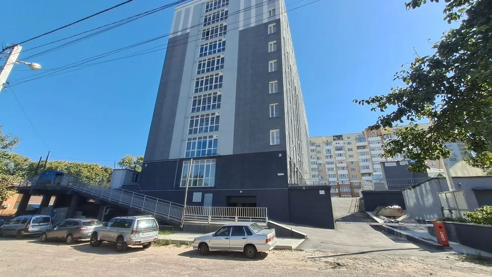Продаж 2 кімн  94м2 центр вул.Стуса автоном.опалення