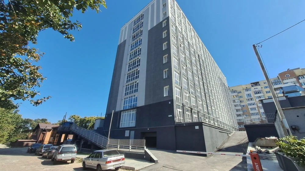 Продаж 2 кімн  94м2 центр вул.Стуса автоном.опалення