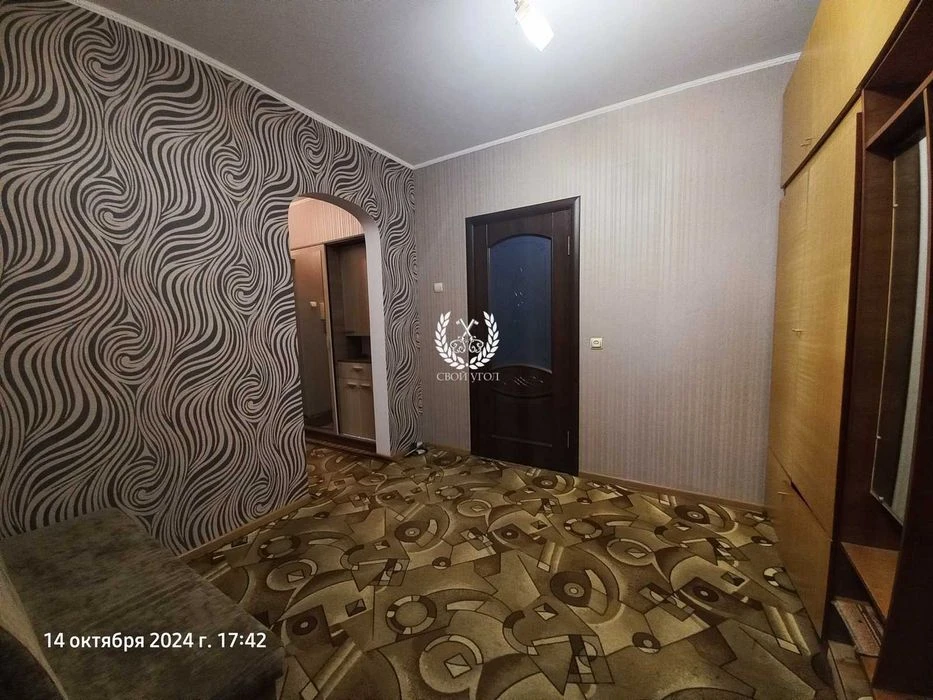 Продам 4-х кімнатну квартиру в Чернігові ( вул. Незалежності