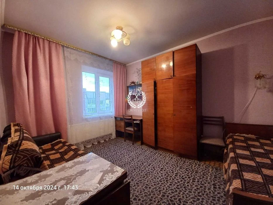Продам 4-х кімнатну квартиру в Чернігові ( вул. Незалежності