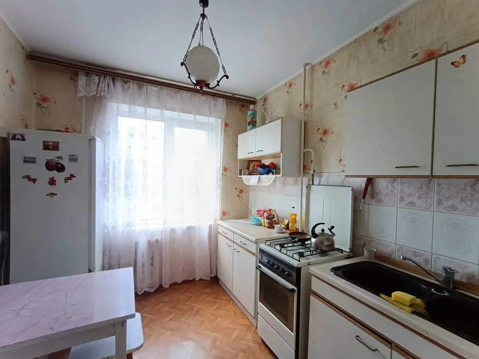 3-кімнатна, вул.Доценко