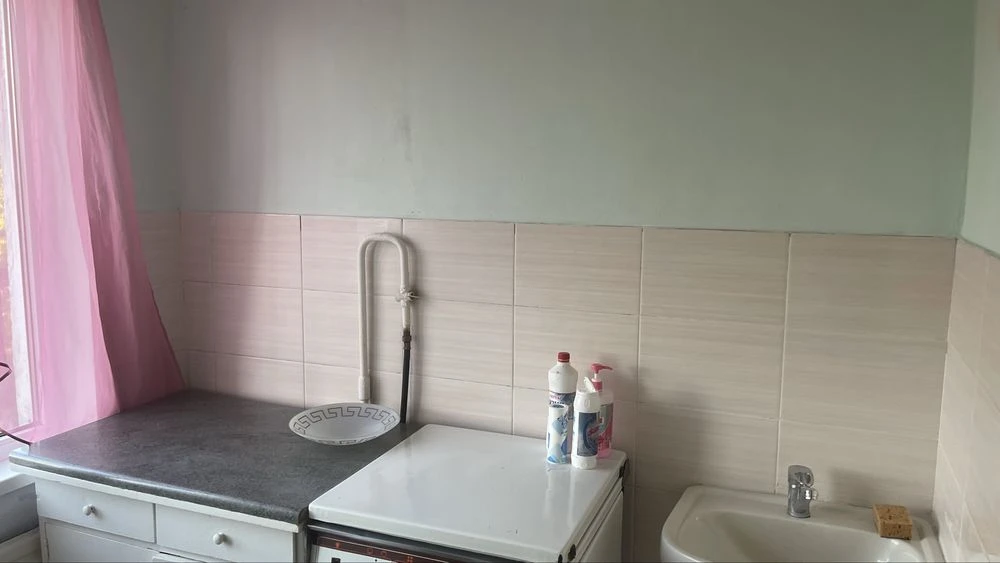 Продам двух комнатную квартиру ул. Космонавтов