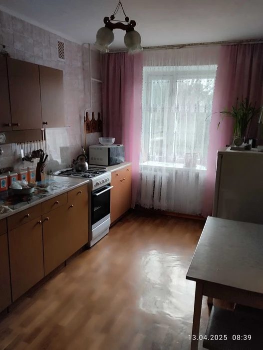 5-и кімнатна квартира по вулиці Корольова (район Олександрів