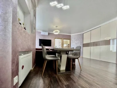 ПРОДАЖ великої 2-кімнатної квартири в Центрі міста (Іпотека/
