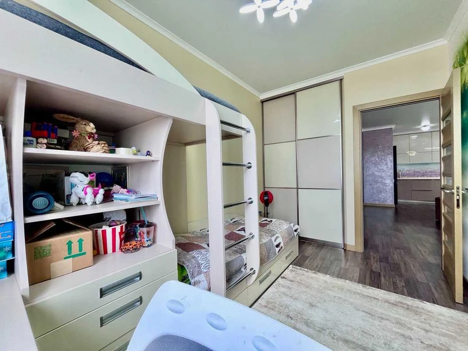ПРОДАЖ великої 2-кімнатної квартири в Центрі міста (Іпотека/