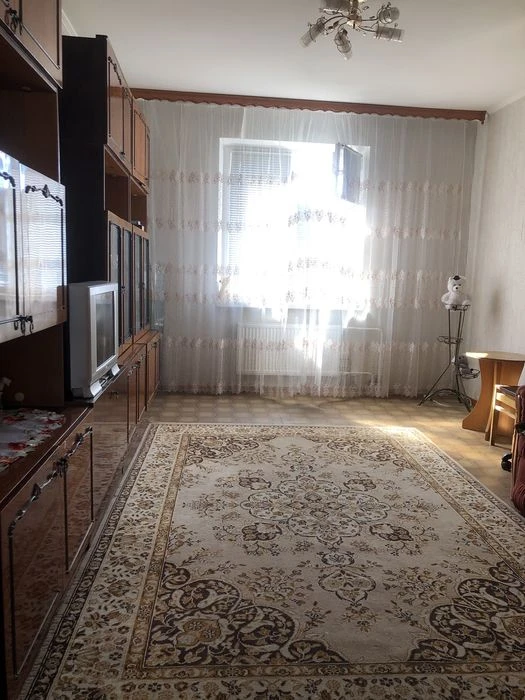 Продам 3 кімнатну квартиру Єськова