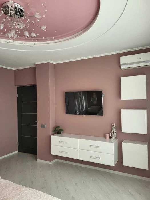3-х кімнатна квартира , центр новобудова ,автономка