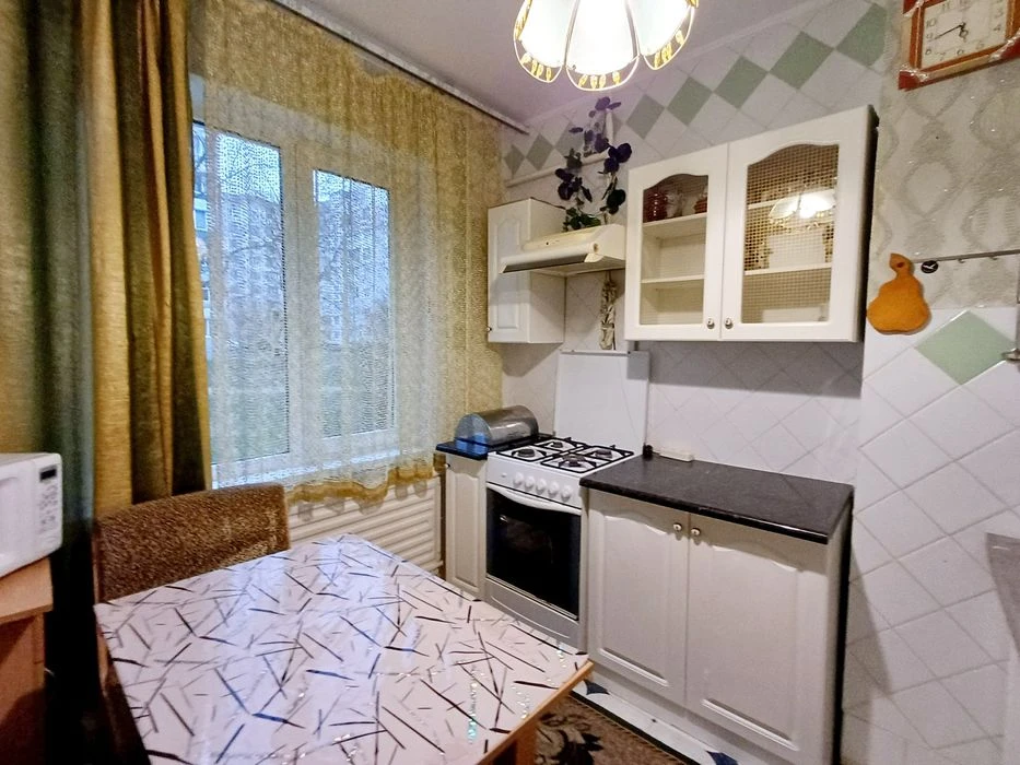 СЕРТИФІКАТ. Продаж 2 кімн квартири. ЦУМ. Центр.