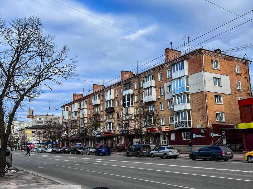 Квартира. Чернігів, Перемоги просп.