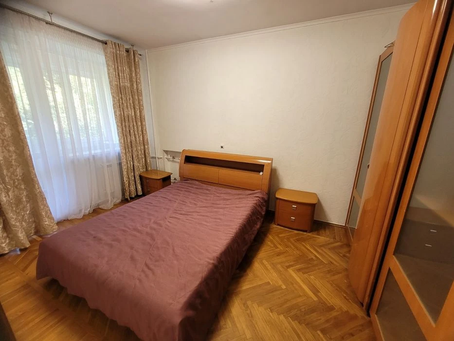 Продам квартиру Чорновола