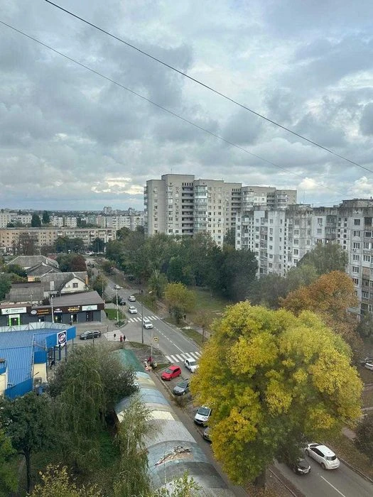 Продається 3-кімнатна квартира в центрі міста, вул. Чорновол