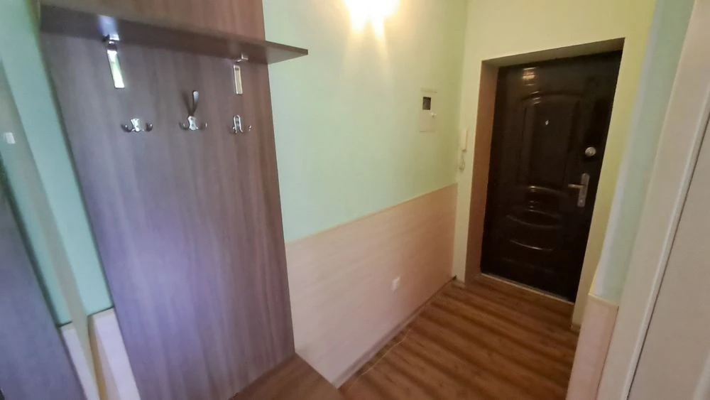Оренда 1 кімнатної квартири 4/5 поверх по вул Любецька 9а