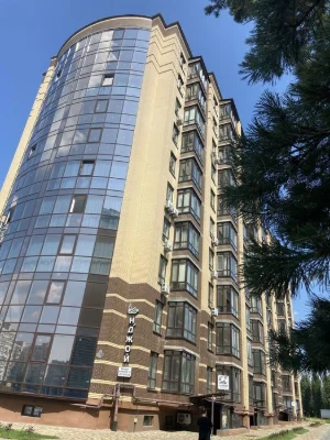 Продам  розкішну 2х кім. квартиру 95 м2  ЖК  Панорама Масани