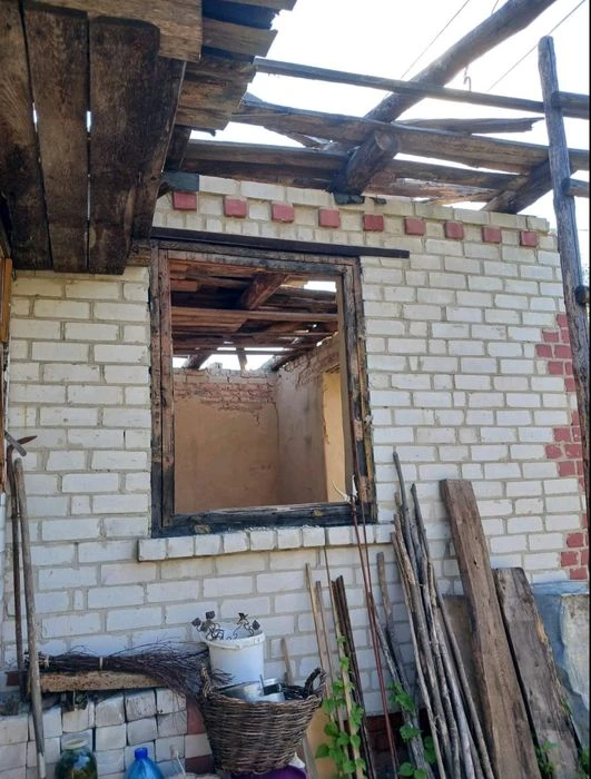 Продається дача, ЗАЗ, зразу за тубдиспансерем, " Лазурь"