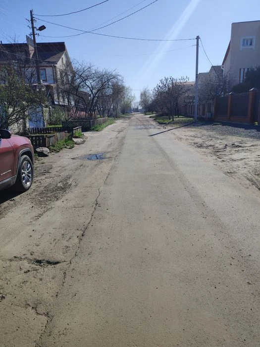 Продам 1/2 частину будинку в мальовничому місці.
