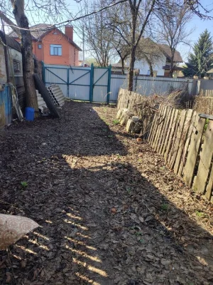 Продам 1/2 частину будинку в мальовничому місці.