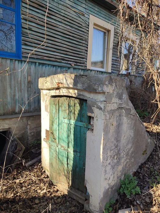 Продам 1/2 частину будинку в мальовничому місці.