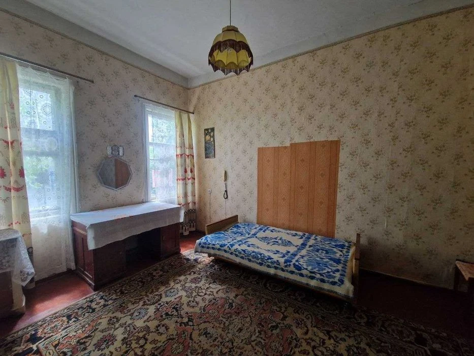 Продається  частина булинку по вул.Стуса