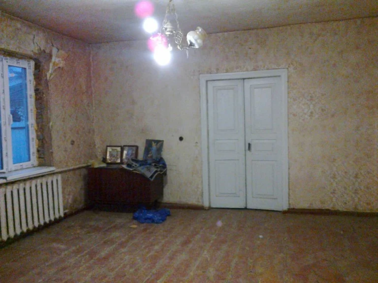 1/2ДОМА 62м2.Кирп Отд.Двор 3сот Нов.Котел.М/п Ванна. ЦЕНТР