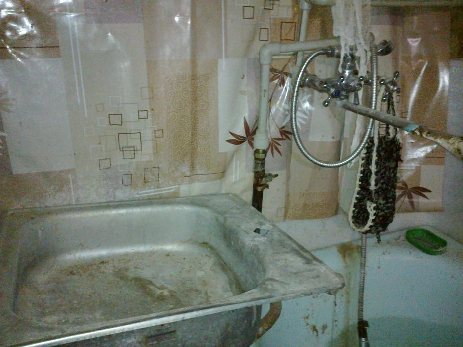 Продаю 1/2ДОМА 62м2.Кирп Отдел.Двор 3.5сот Нов.ГазКотел. М/п