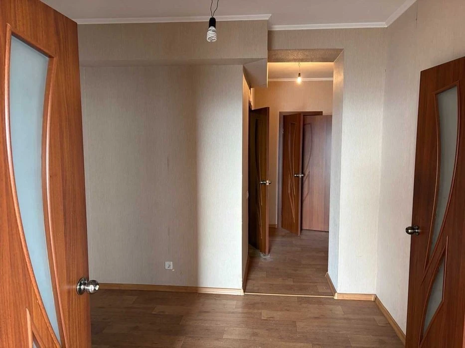 БЕЗ%. 2-к кв-ра, 78 м², вул. Макіївська, 10-А, Пріорка