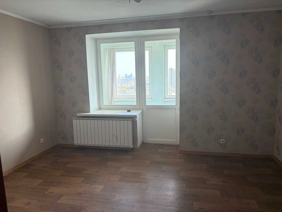 БЕЗ%. 2-к кв-ра, 78 м², вул. Макіївська, 10-А, Пріорка