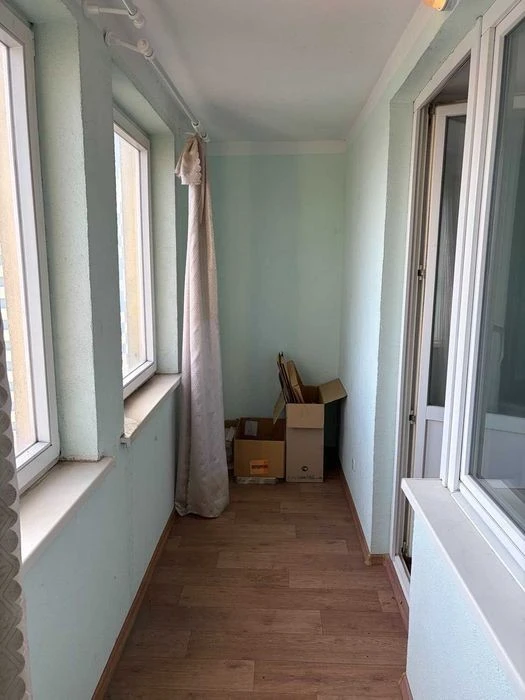БЕЗ%. 2-к кв-ра, 78 м², вул. Макіївська, 10-А, Пріорка