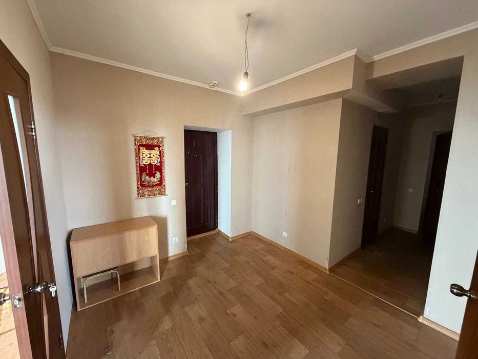БЕЗ%. 2-к кв-ра, 78 м², вул. Макіївська, 10-А, Пріорка