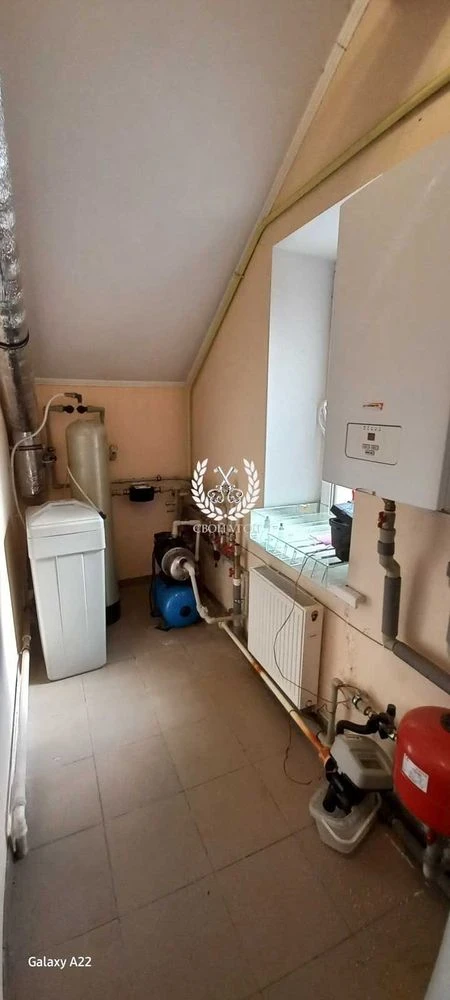 Продам двоповерховий сучасний будинок в Чернігові- єВідновле
