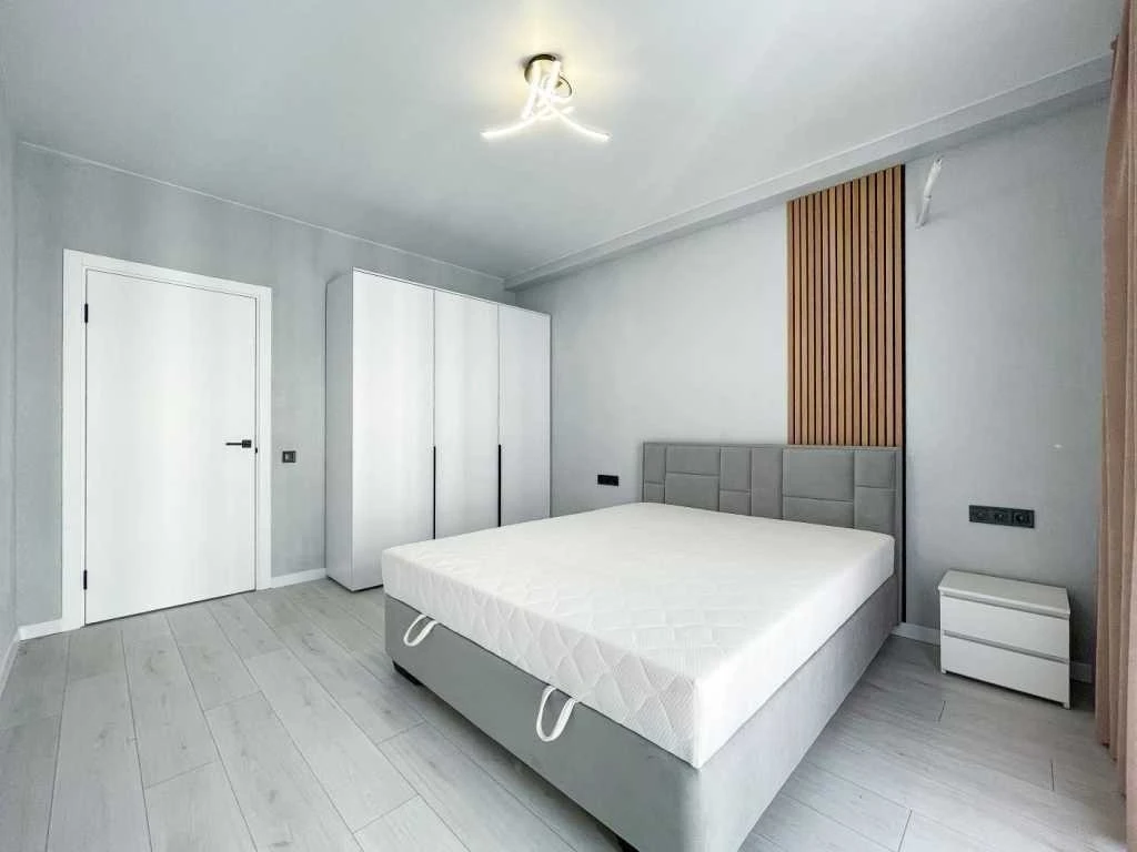 1-room apartment for sale 41 m², Mykhayla Maksymovycha st.,