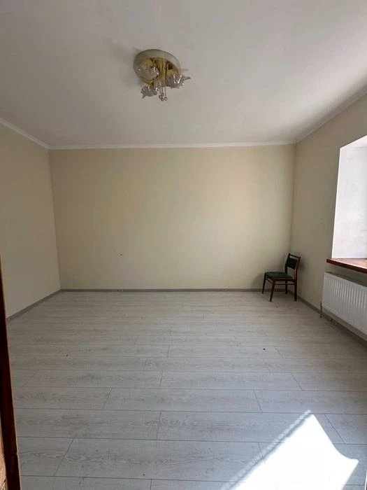 Продаж частини будинку 23 м.кв. по вул. Лесі Українки