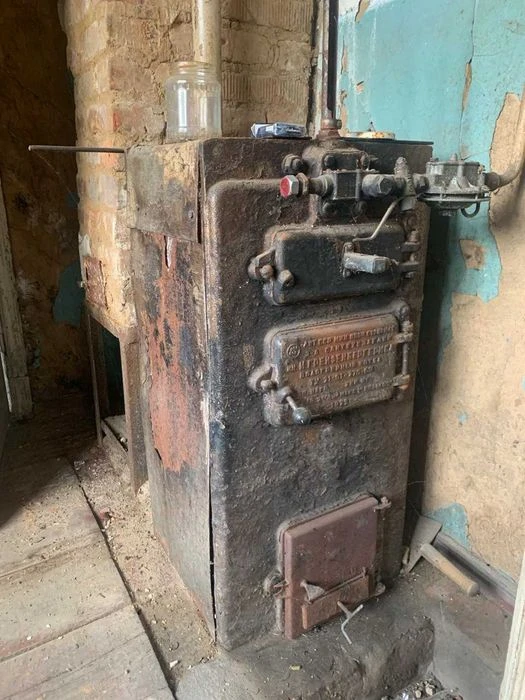 СРОЧНО!Продаю Часть ДомаДом 50м2 Газ, Вода.Елект.ГАРАЖ. Земл