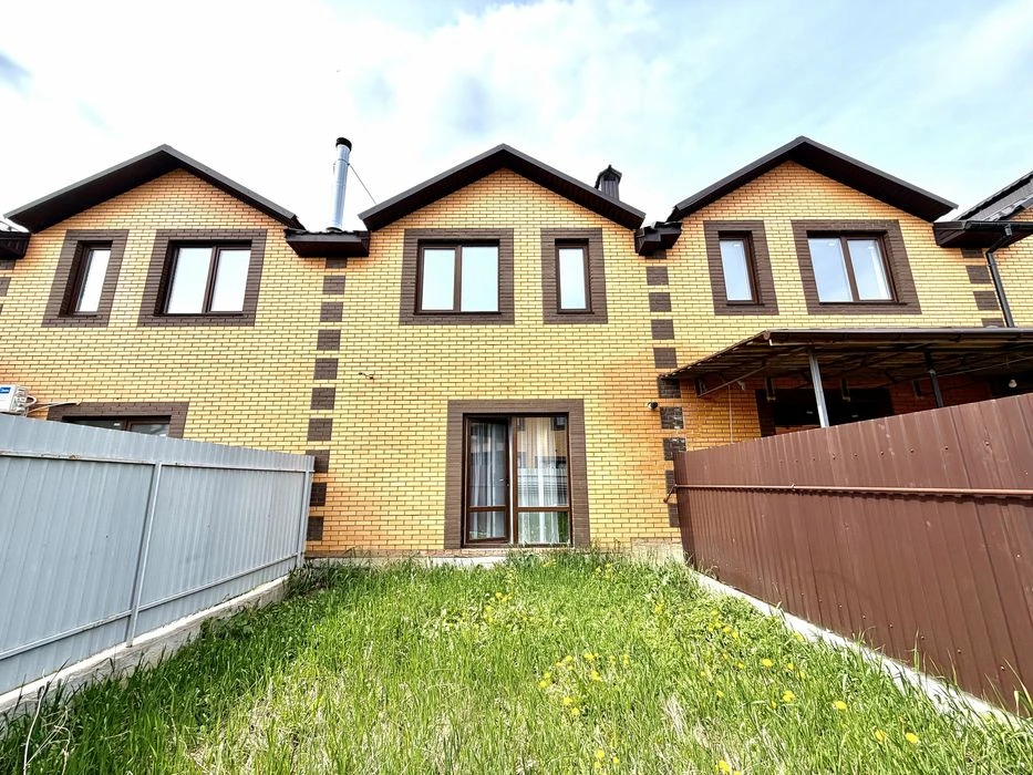Продаж таунхайса з ремонтом! 105м2,2 сотки, найкраще планува