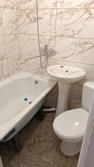 Продаж 1 кімн. квартири 101 мікрорайон !!