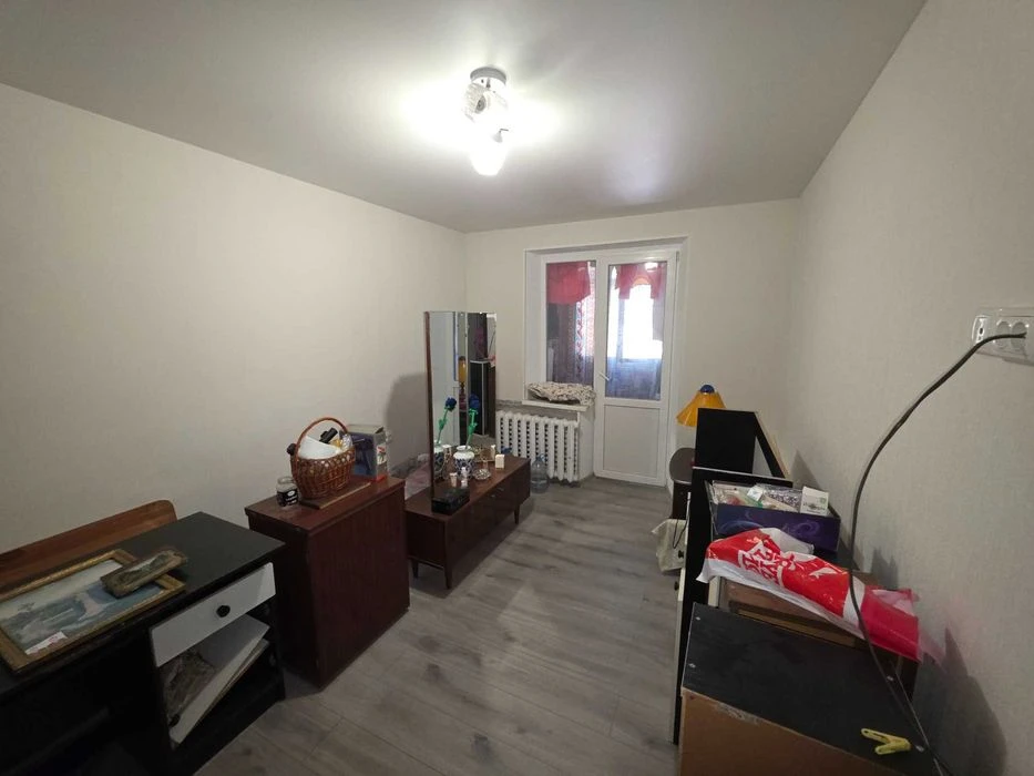продаж 2кім квартири у центрі