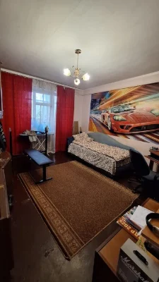 Продам 3 кім квартиру 65 кв з газовим опаленням + гараж